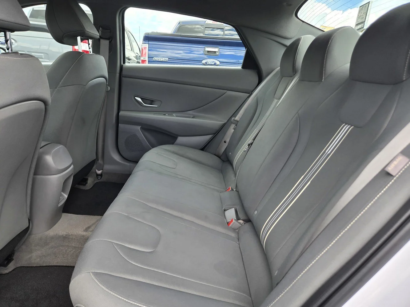 Used 2025 Serenity White Hyundai SEL Sport image 29