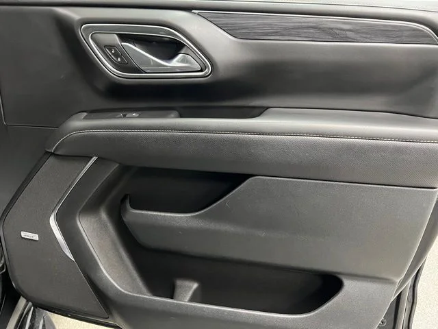 2024 GMC Yukon SLT - Photo 56