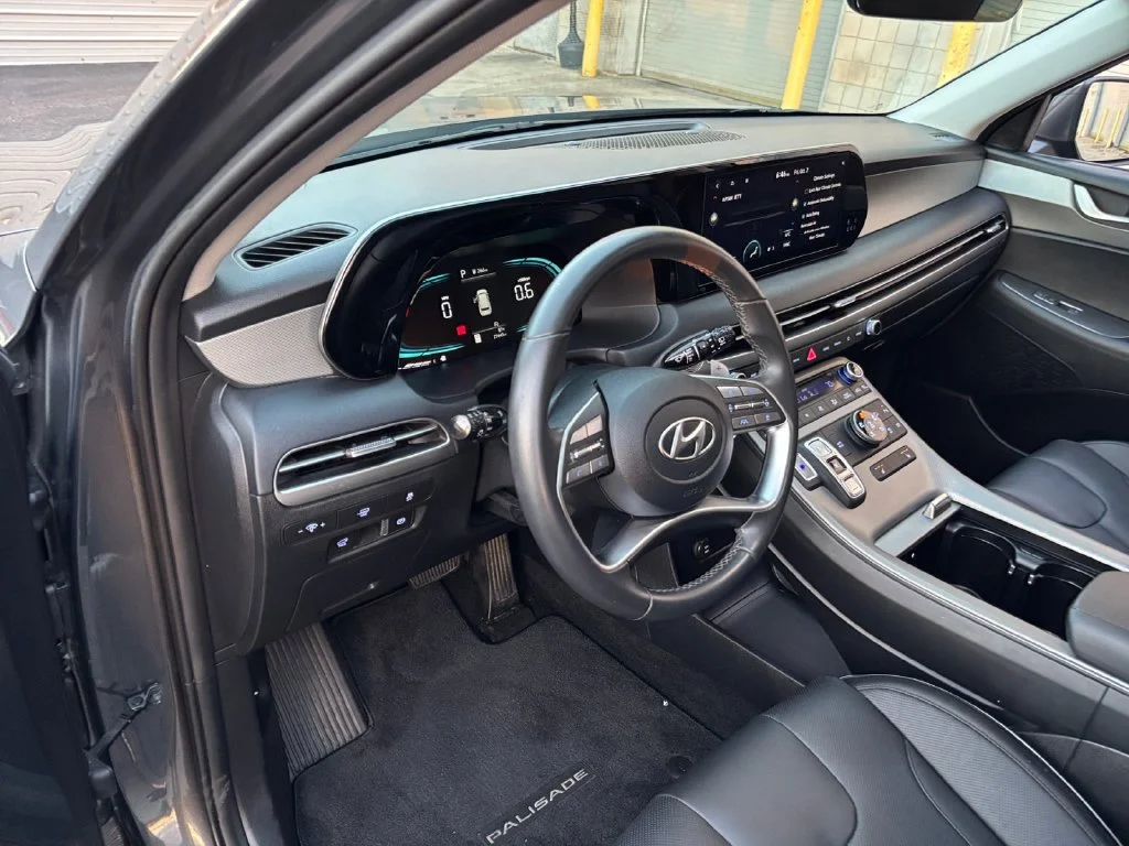 Used 2025 Gray Hyundai XRT image 38