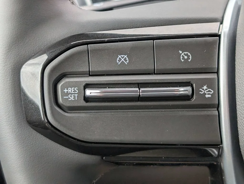 New 2026 Sterling Gray Metallic Chevrolet LT image 21