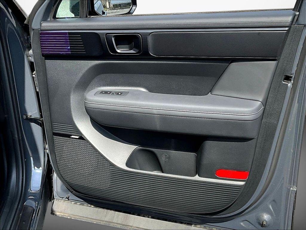 New 2026 Gray Hyundai Calligraphy AWD image 32