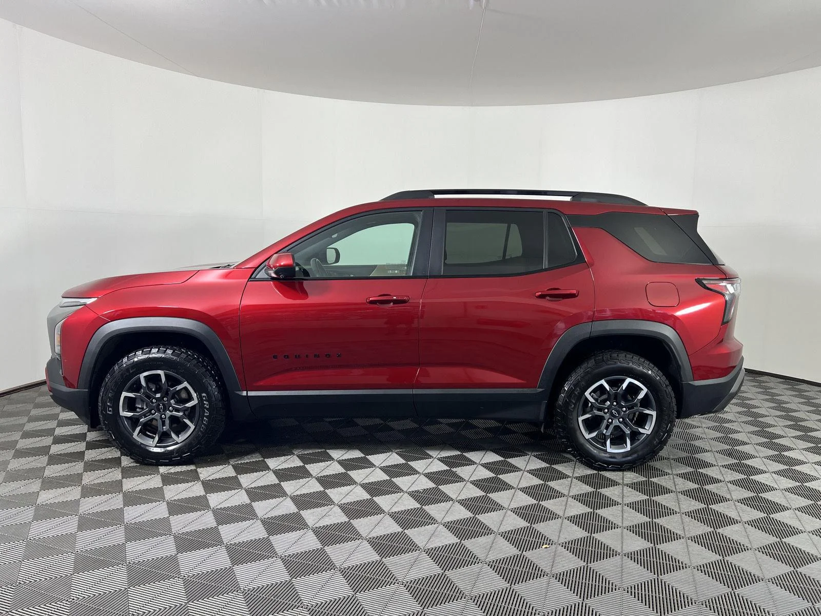 Used 2025 Radiant Red Tintcoat Chevrolet ACTIV image 27