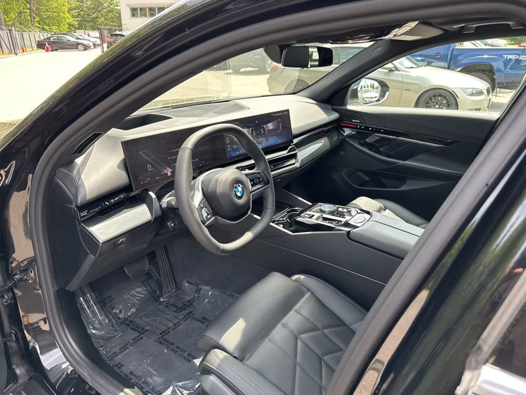 Used 2026 Black Sapphire Metallic BMW 530i xDrive image 12