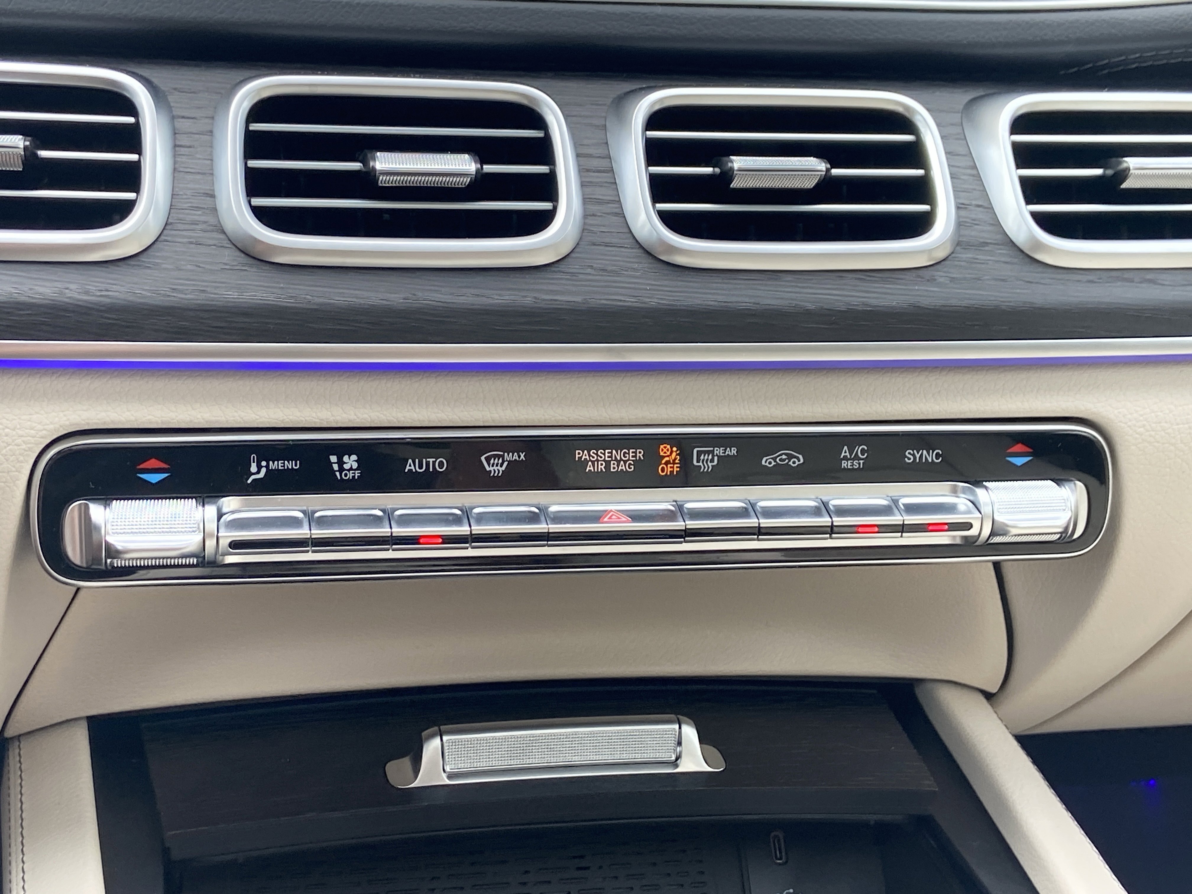New 2026 Selenite Grey Metallic Mercedes-Benz GLE 450 4MATIC® SUV image 29