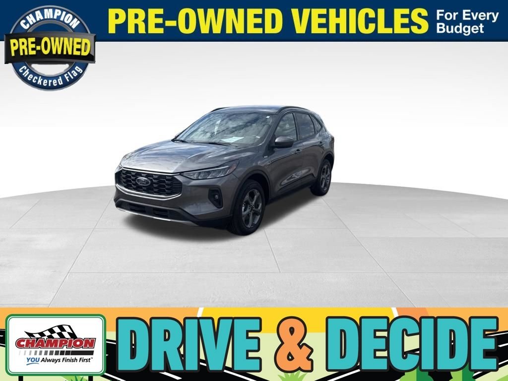 Used 2025 Gray Metallic Ford ST-Line Select image 1