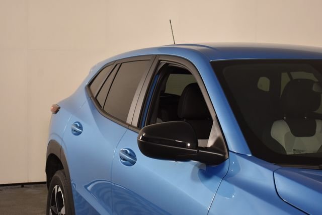 Used 2025 Blue Chevrolet 1RS image 14