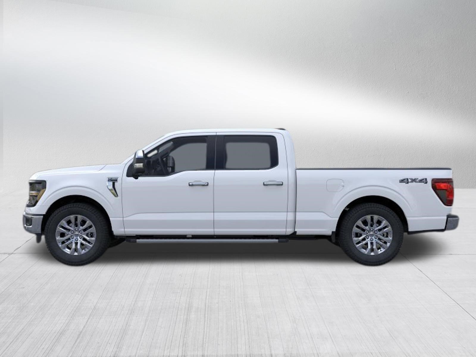 New 2026 Oxford White Ford XLT image 11