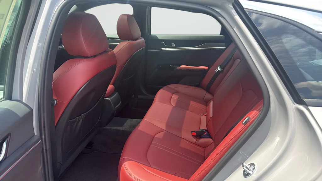 2025 Kia K5 GT-Line - Photo 27