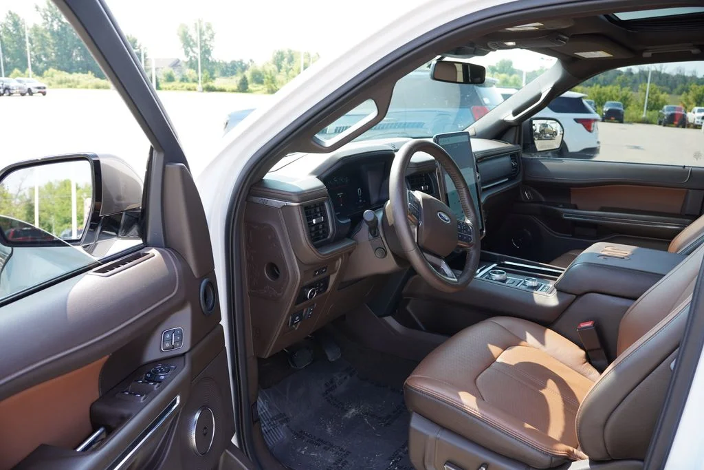 Used 2023 White Ford King Ranch image 14
