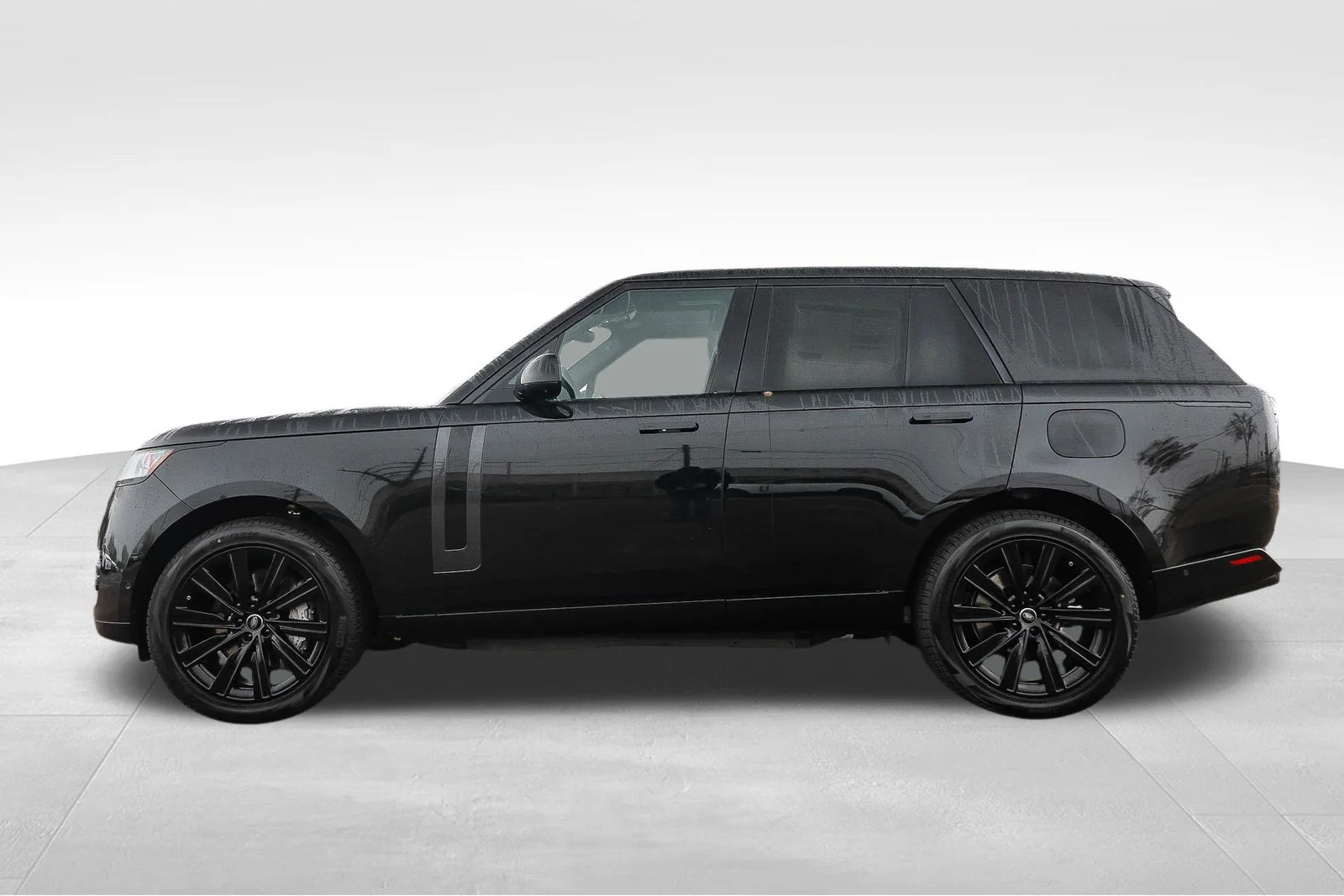 2025 Land Rover Range Rover SE - Photo 8