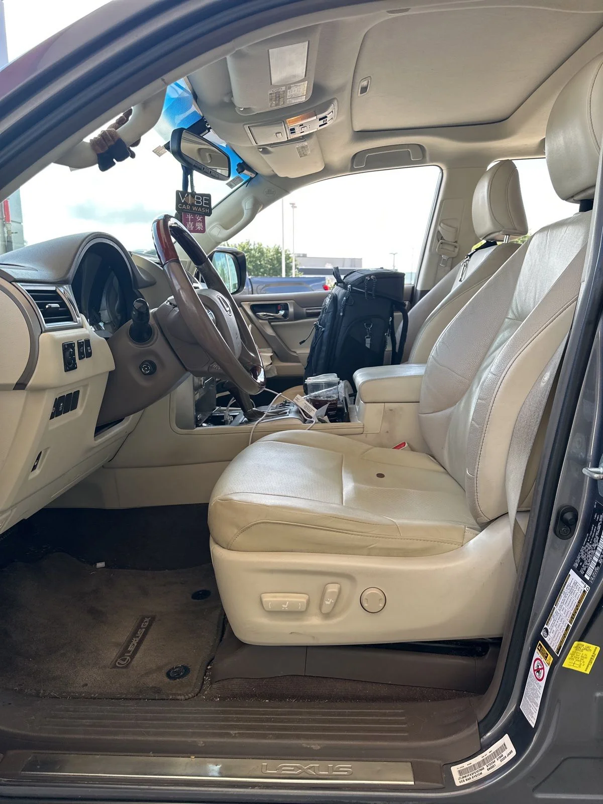 Used 2015 Gray Lexus 460 image 15