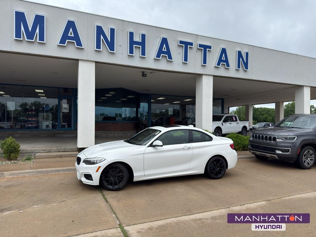 2017 BMW 2 Series 230i xDrive Coupe's photo