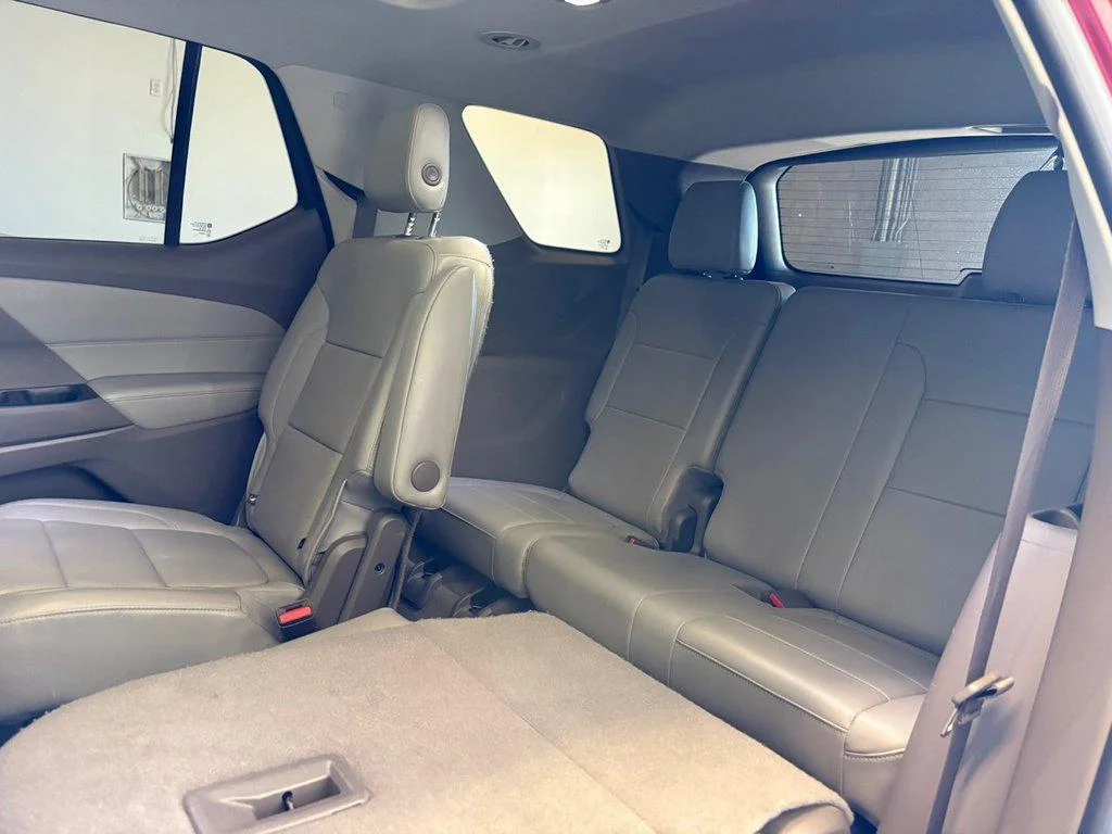 Used 2018 Cajun Red Tintcoat Chevrolet PREMIER image 25