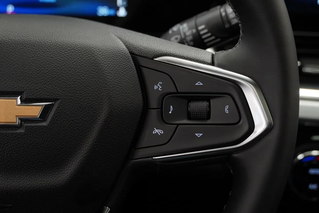 New 2026 Summit White Chevrolet LT image 22