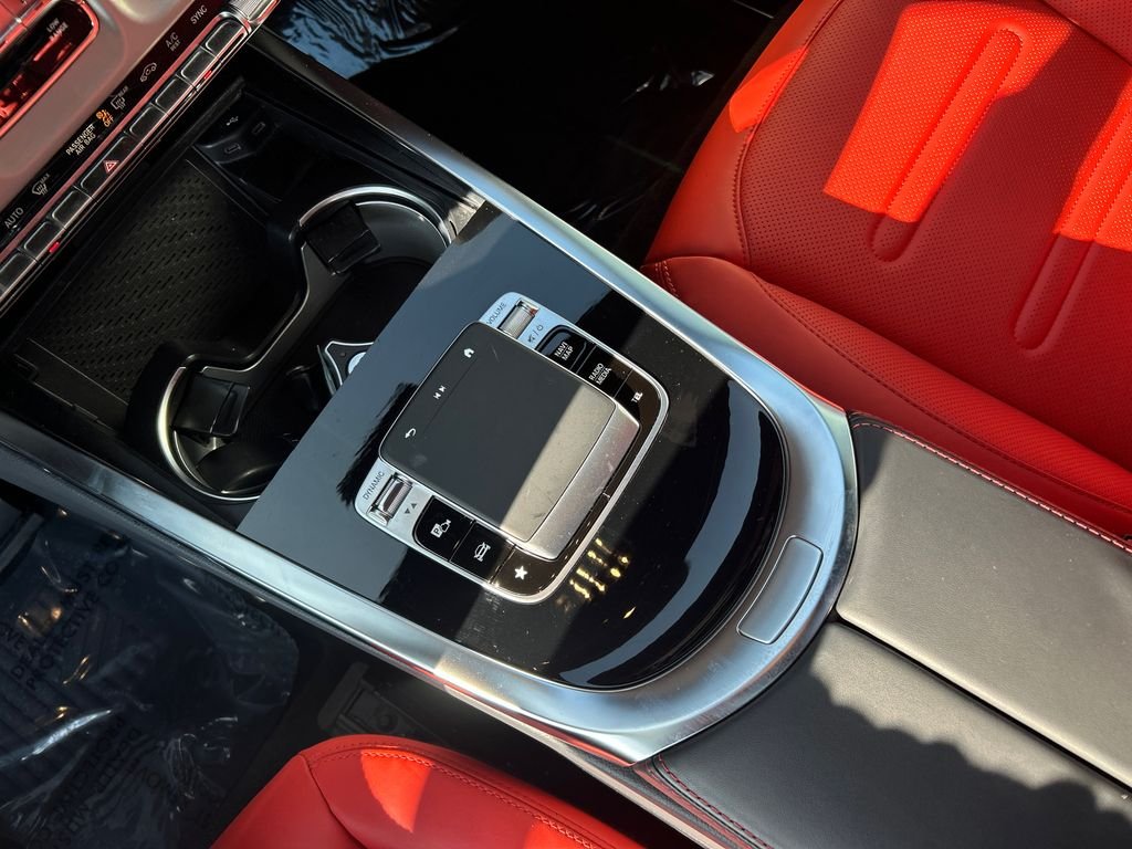 Certified Used 2025  Mercedes-Benz G 550 image 23