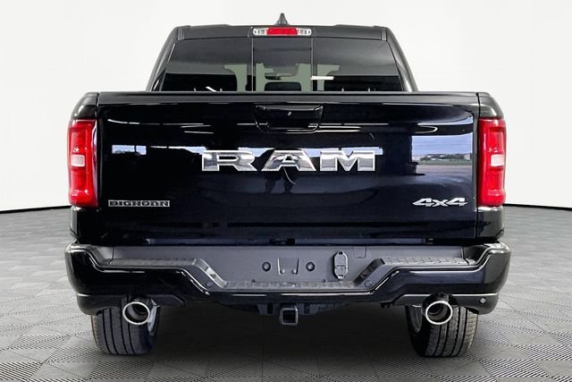 New 2026 Diamond Black Crystal Pearl-Coat Exterior Paint RAM Big Horn/Lone Star image 5