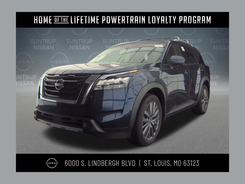 2025 Nissan Pathfinder SL