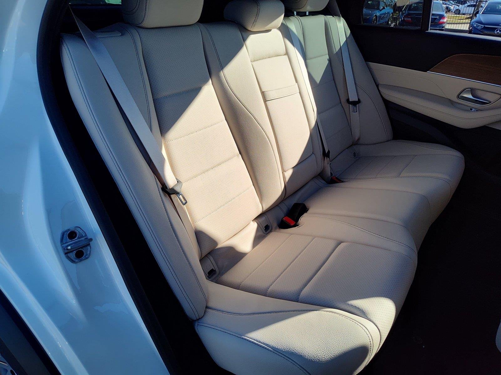 Used 2026 Polar White Mercedes-Benz GLE 350 image 13