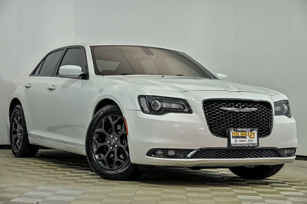 2019 Chrysler 300