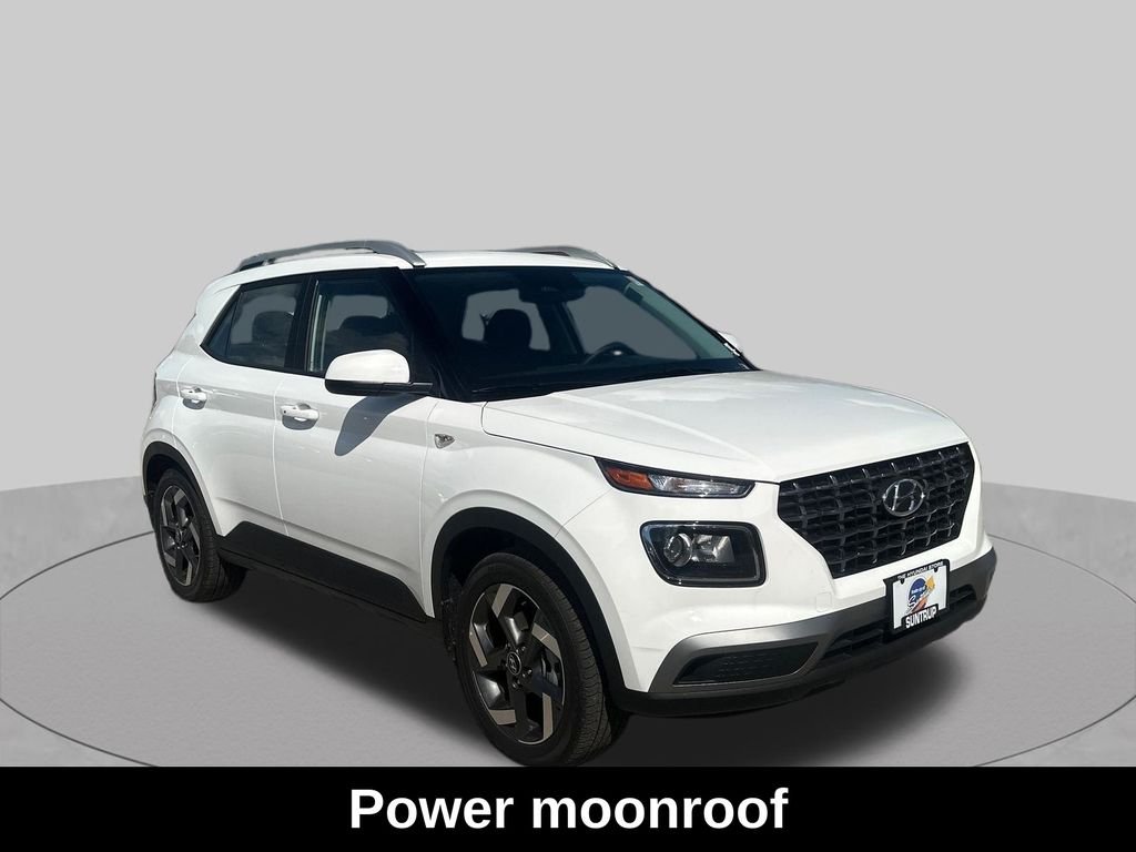Used 2026 Lunar White Hyundai SEL image 9