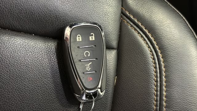 Used 2021 Summit White Chevrolet RS image 44