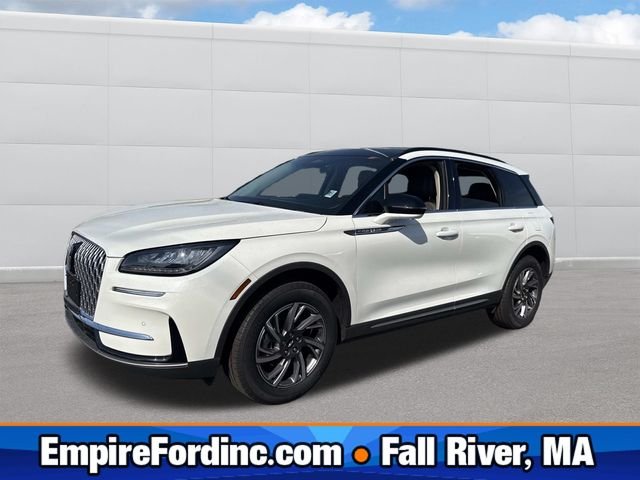 2025 Lincoln Corsair Premiere AWD's photo