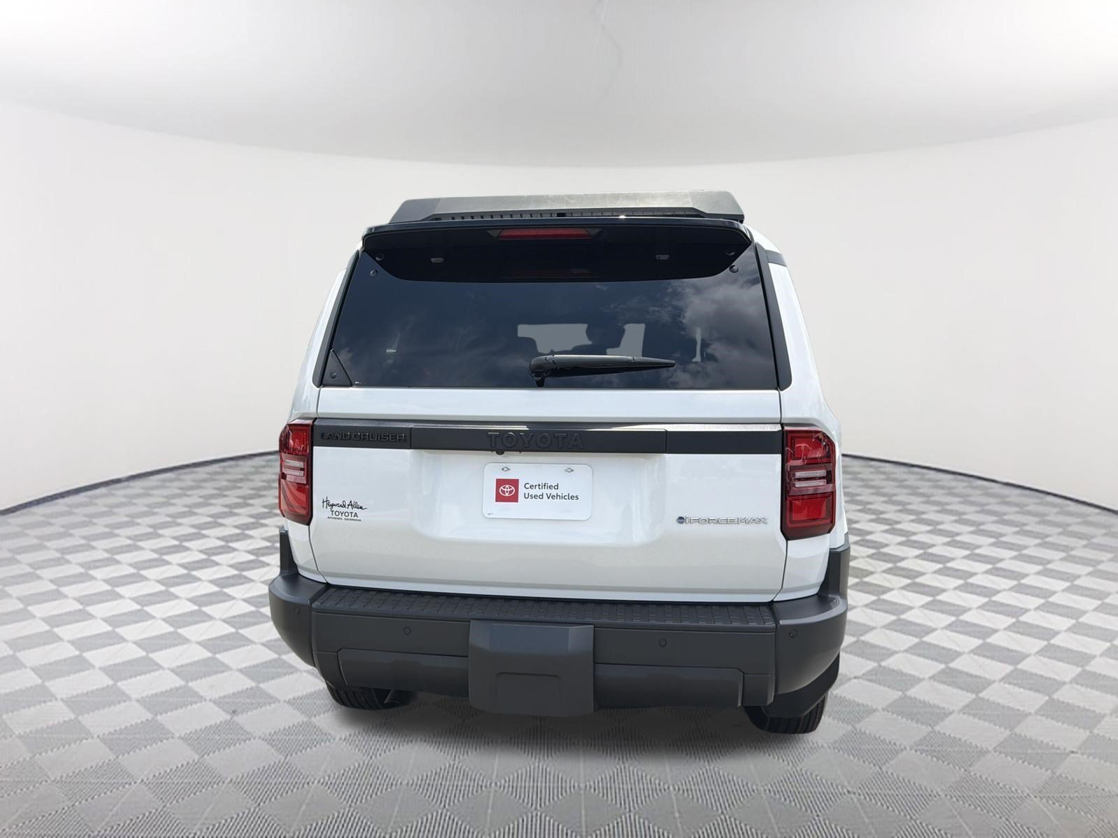 Certified Used 2025 Ice Cap Toyota 1958 image 16