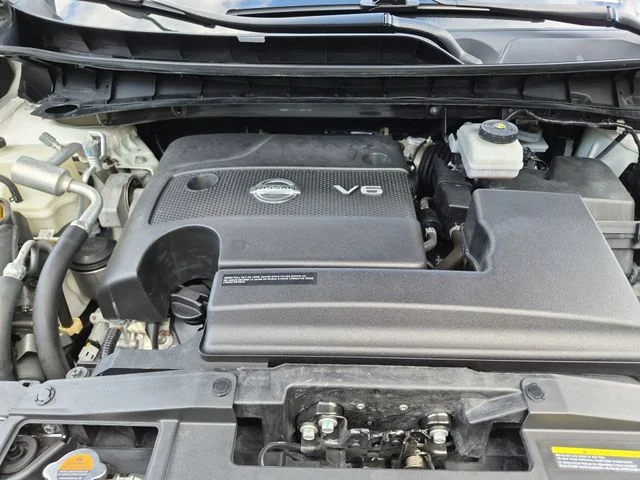 Used 2023 White Nissan SV image 25