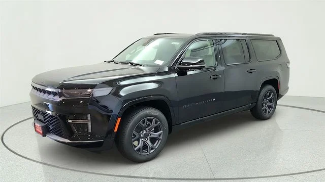 New 2026 High Gloss Black Jeep Limited Altitude image 5