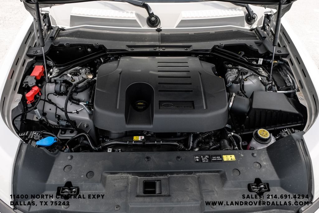 New 2026 Borasco Grey Metallic Land Rover X-Dynamic SE image 50