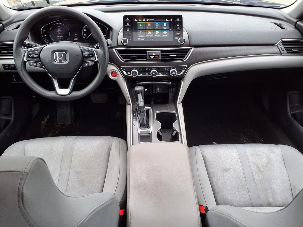 Used 2018  Honda EX image 9
