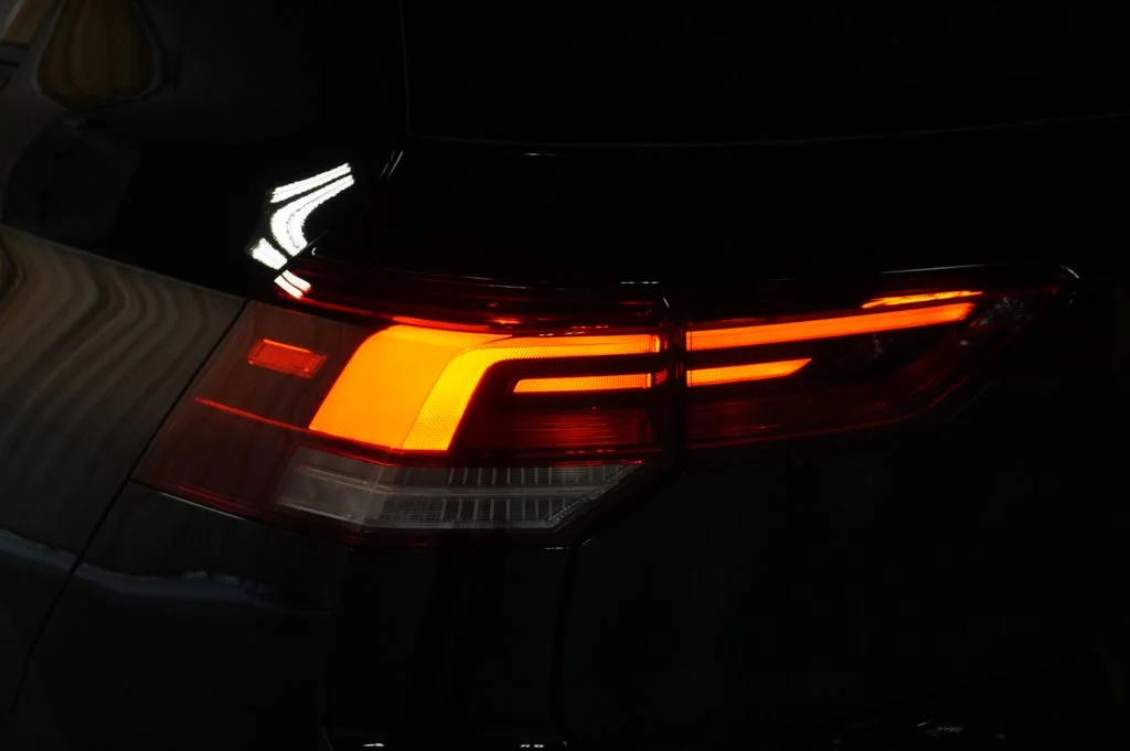 New 2026 Black Volkswagen 2.0T SE image 36