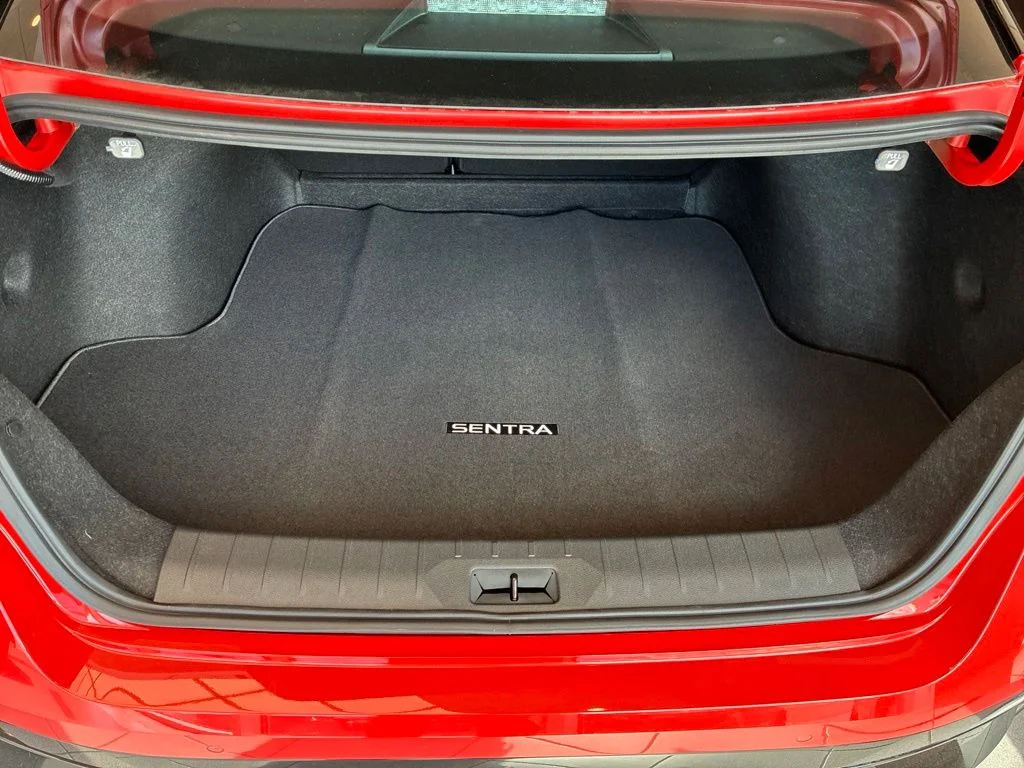 2026 Nissan Sentra SR - Photo 12