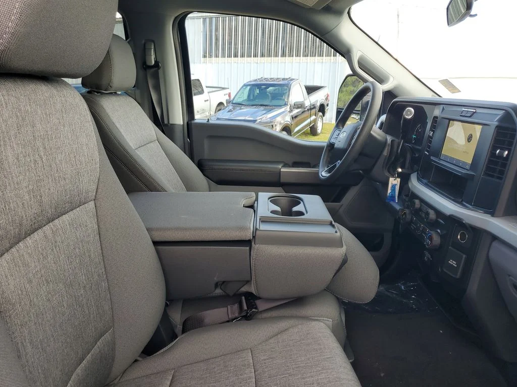 2026 Ford F-250 Super Duty XL - Photo 30