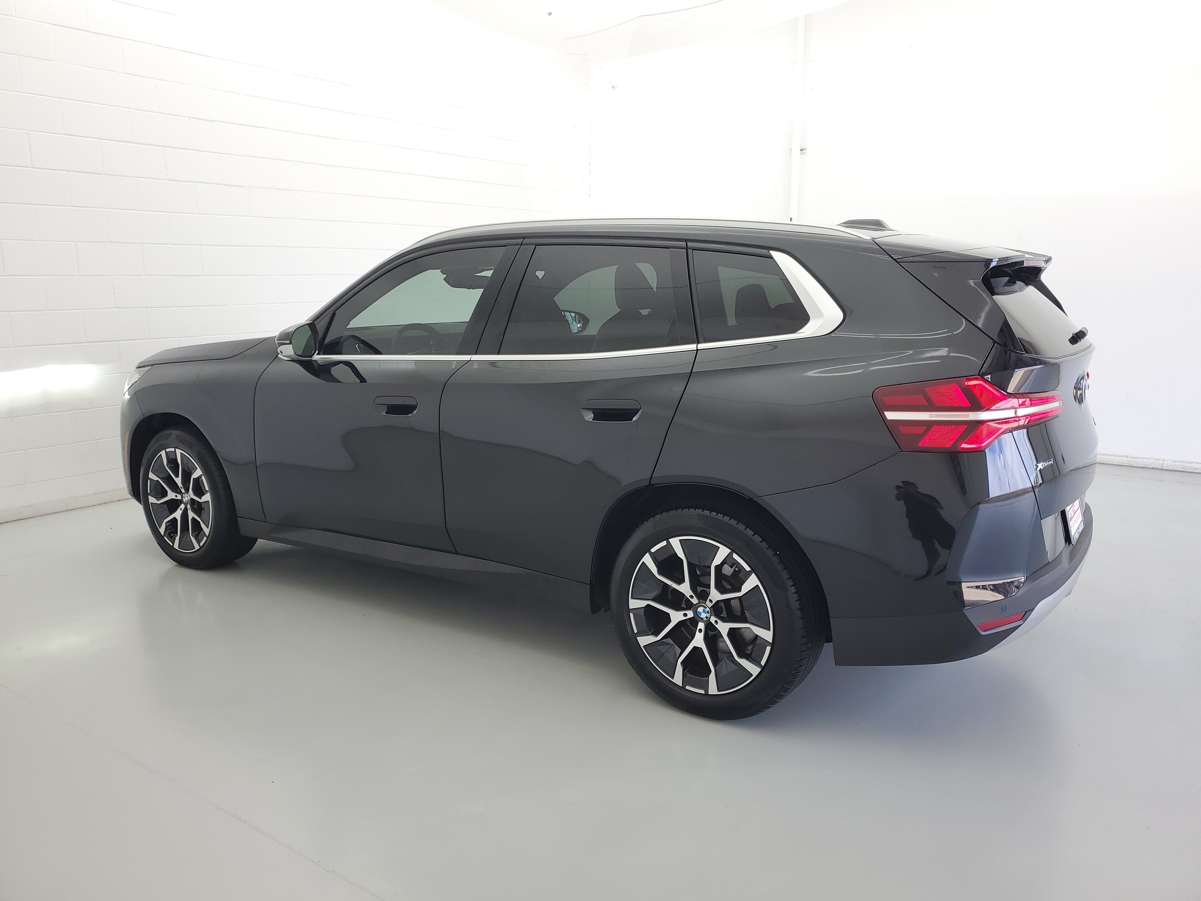 Used 2025 Black Sapphire Metallic BMW 30 xDrive image 7
