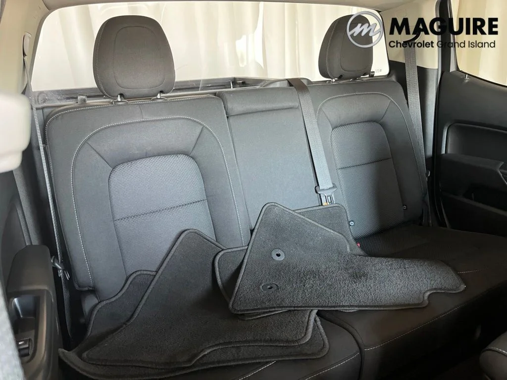 Used 2022 Gray Chevrolet LT image 29