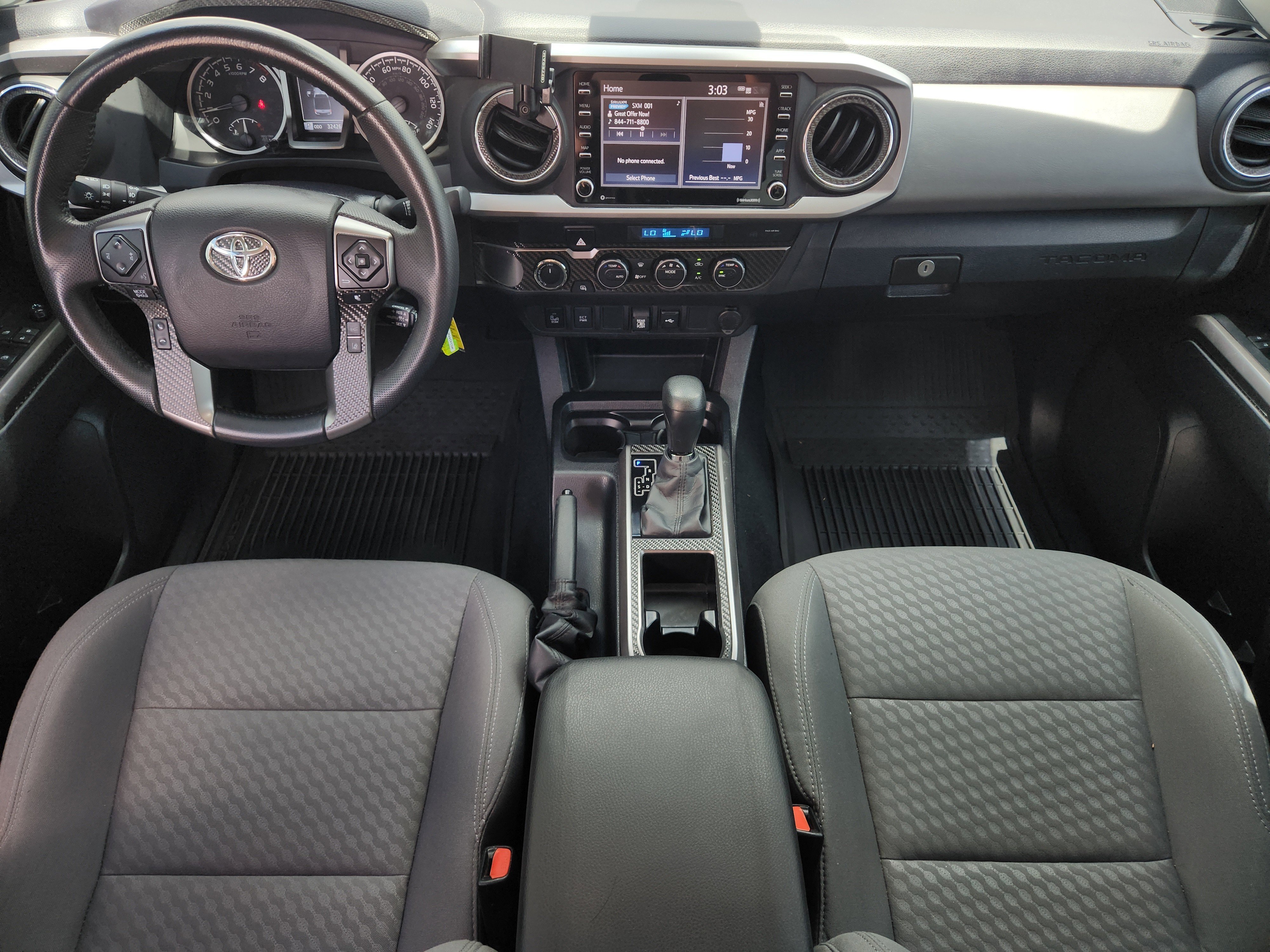 Used 2022 White Toyota SR5 image 28