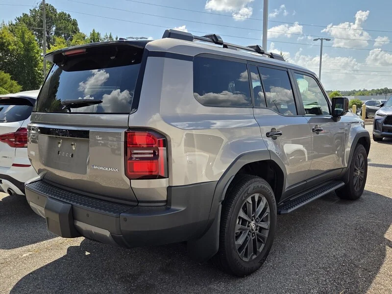 Used 2026 Meteor TOYOTA BASE image 4