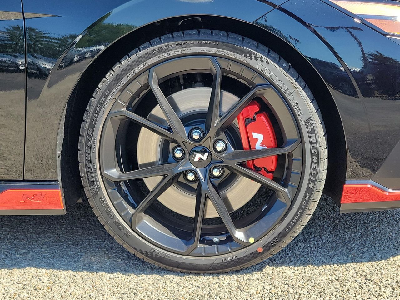 New 2026 Abyss Black Hyundai Sedan image 5