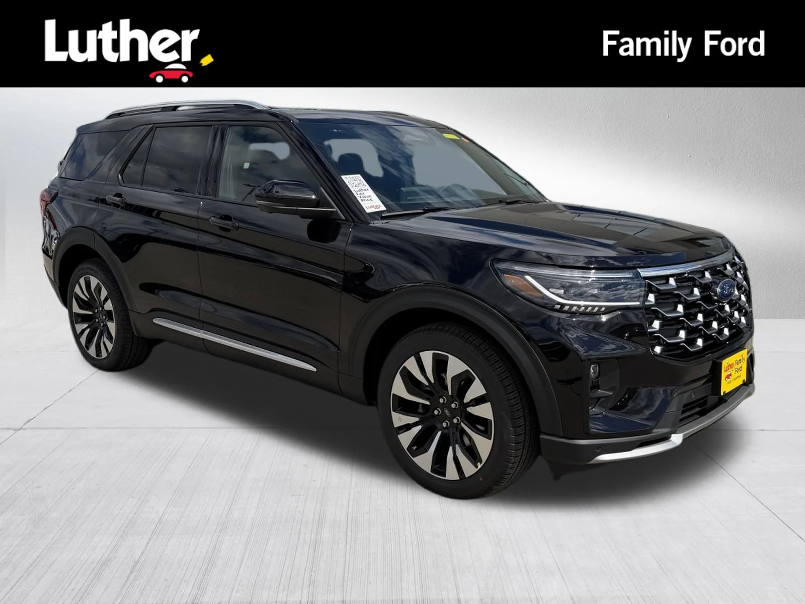 2026 Ford Explorer Platinum 4WD's photo