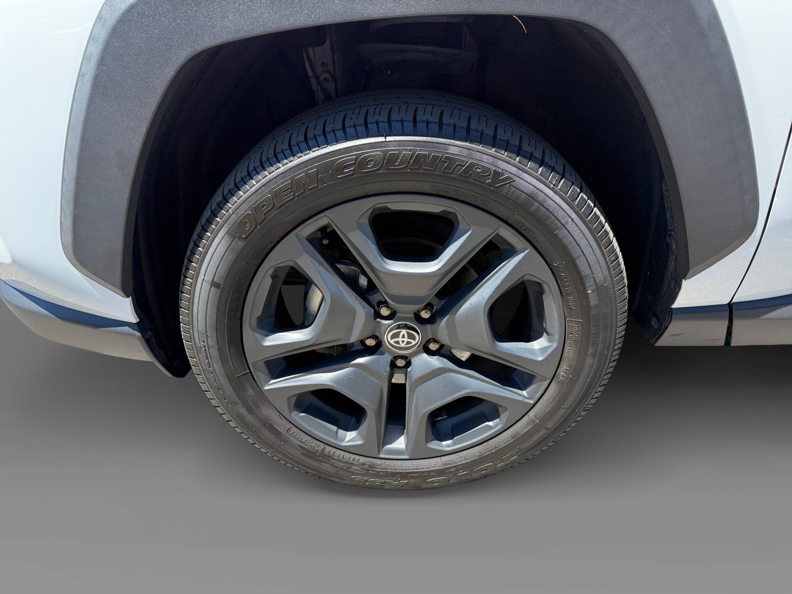 Used 2024 Ice Toyota Adventure image 9