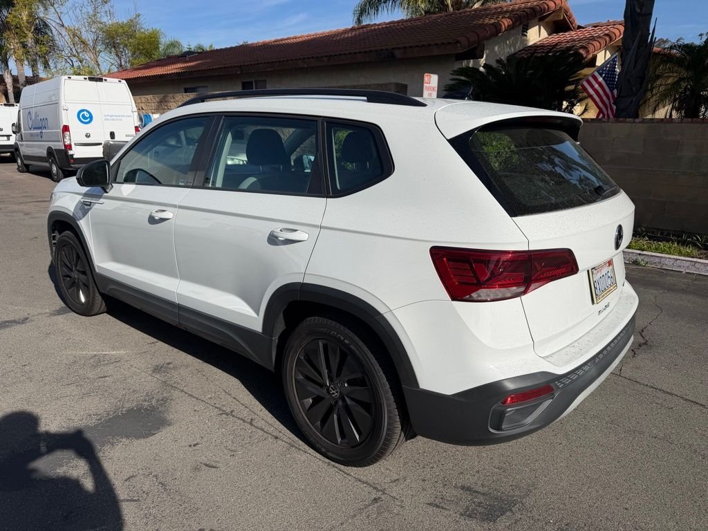 Used 2022 White Volkswagen 1.5T S image 4