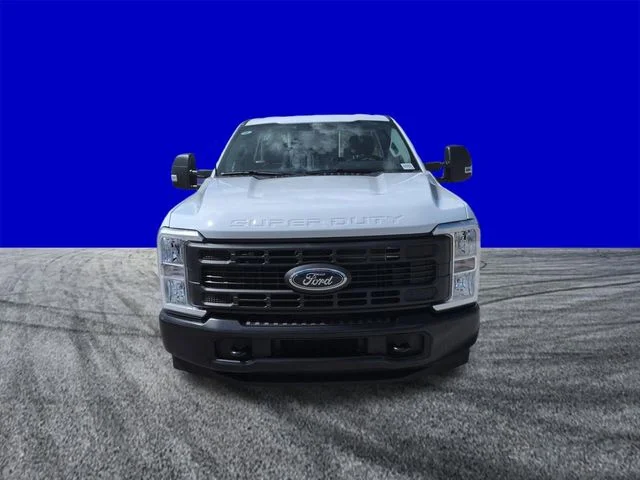 New 2026 Oxford White Ford F-250® XL image 9