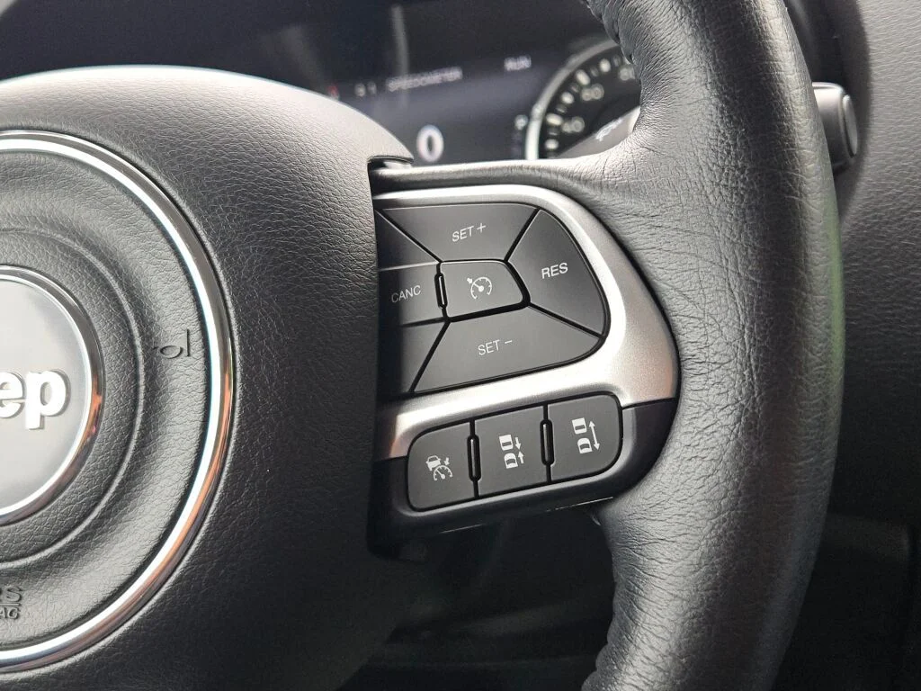 Used 2023 White Jeep Limited image 30
