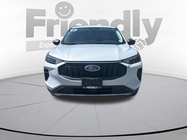 Used 2025 Silver Ford Active image 2