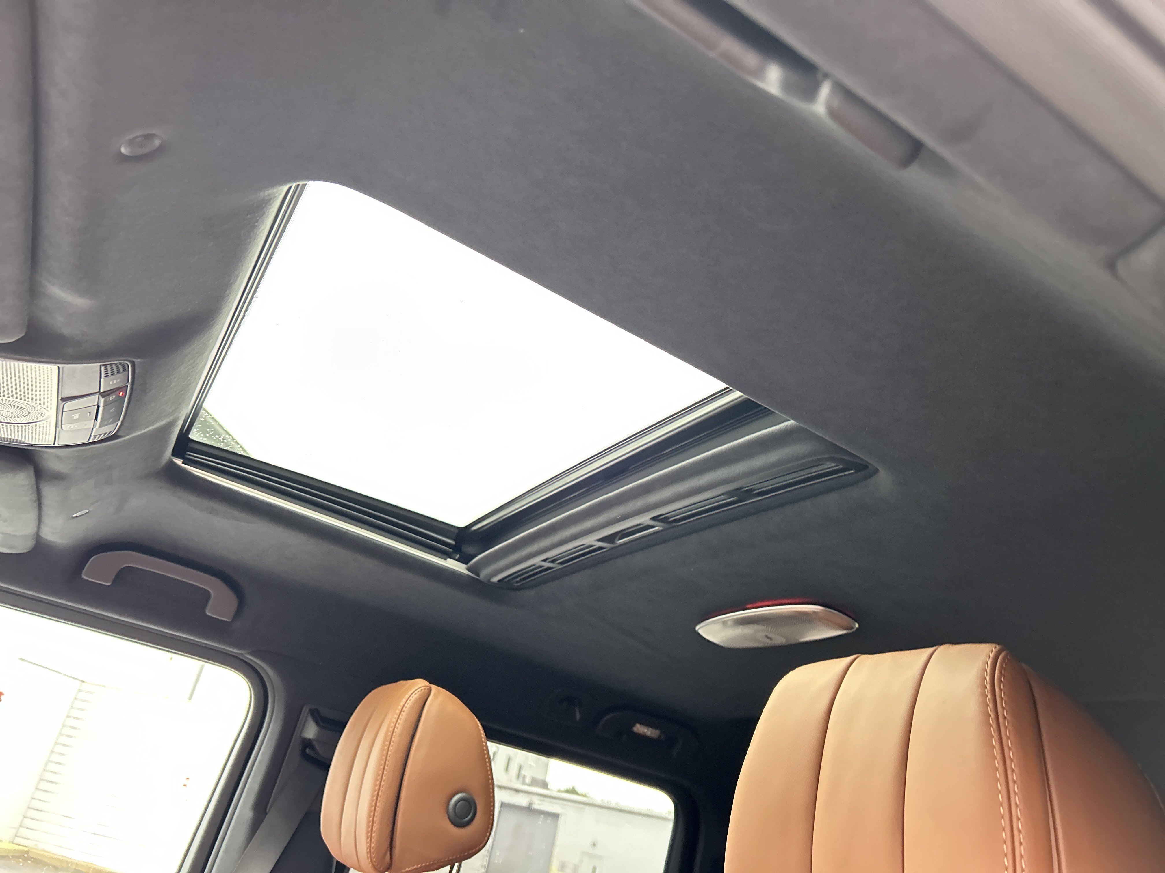 New 2026 MANUFAKTUR Deep Green Non-Metallic Mercedes-Benz G 580e SUV image 20