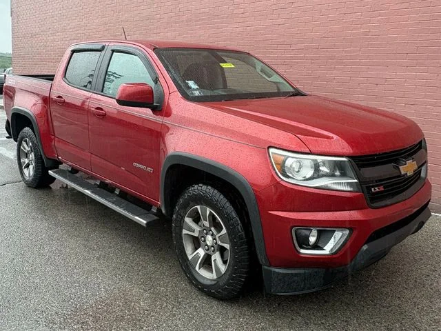 Used 2016 Red Chevrolet Z71 image 3