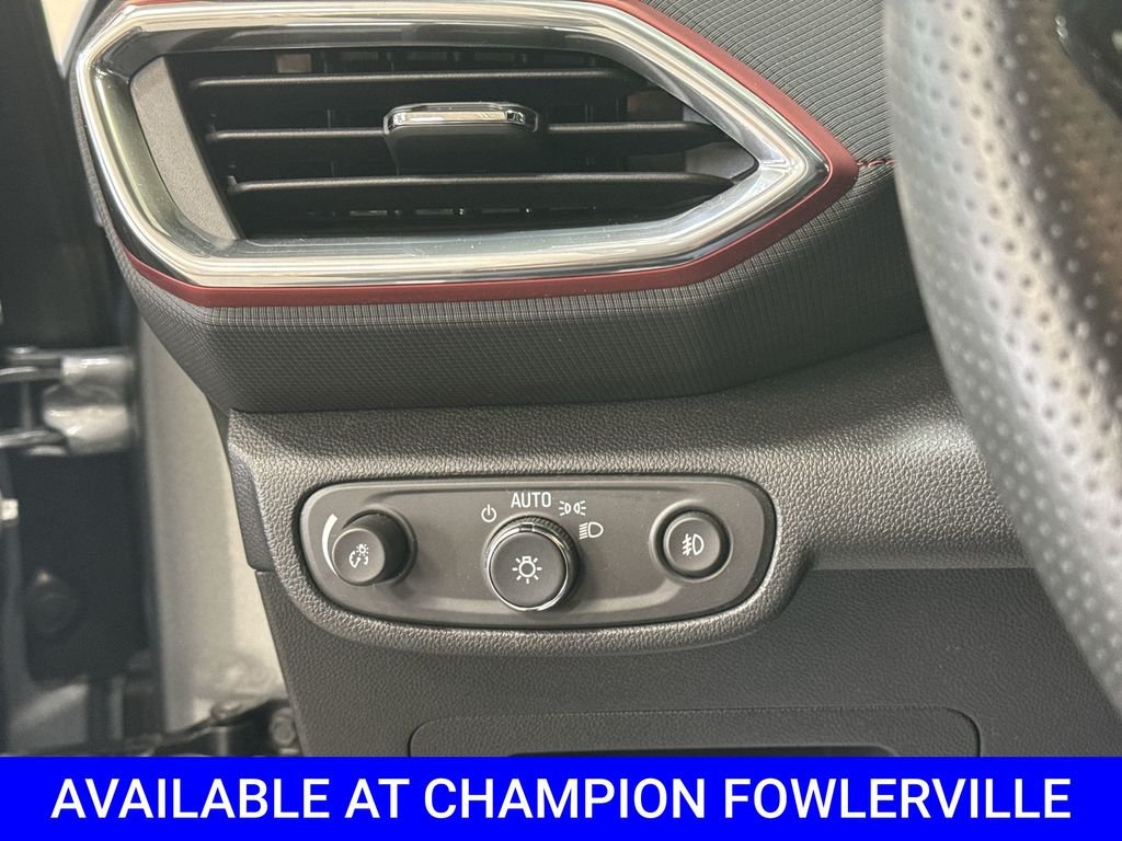 Used 2023 Gray Chevrolet RS image 18