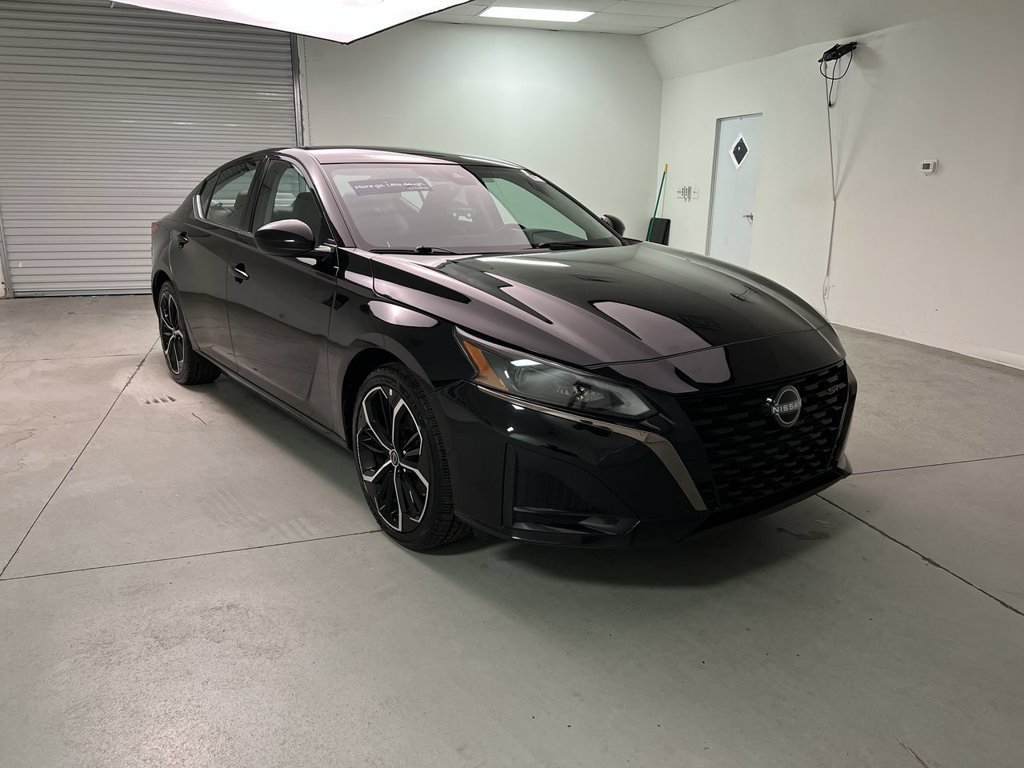 2025 Nissan Altima SR - Photo 1