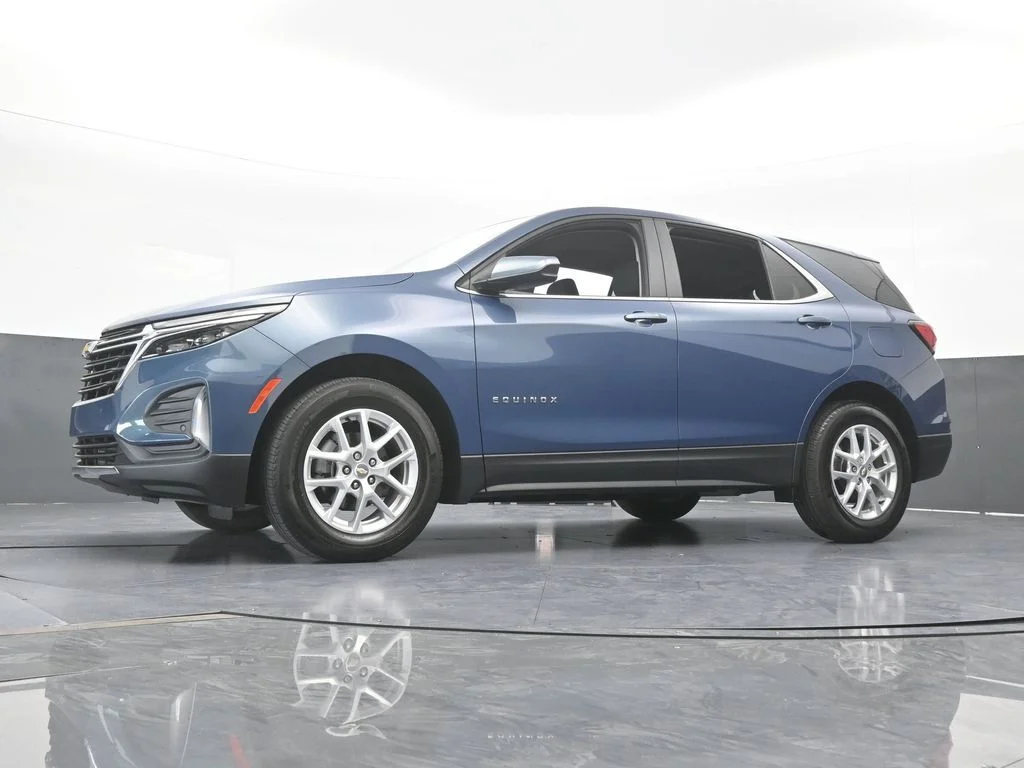 Used 2024 Lakeshore Blue Metallic Chevrolet LT image 54